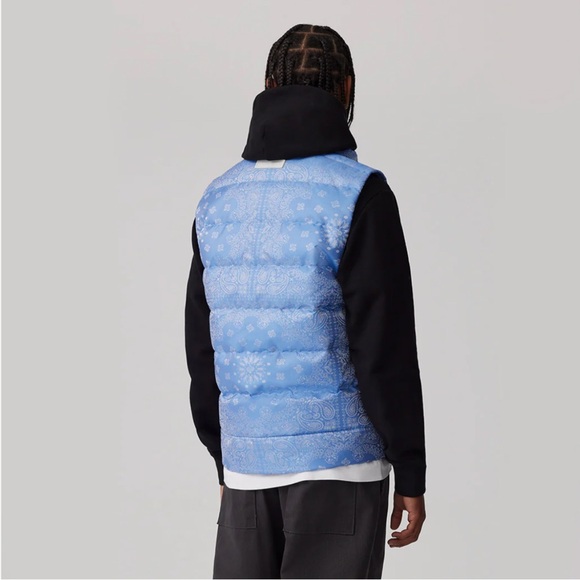 Concepts Canada Goose collab vest XL new with tags blue bandana print - Picture 10 of 13